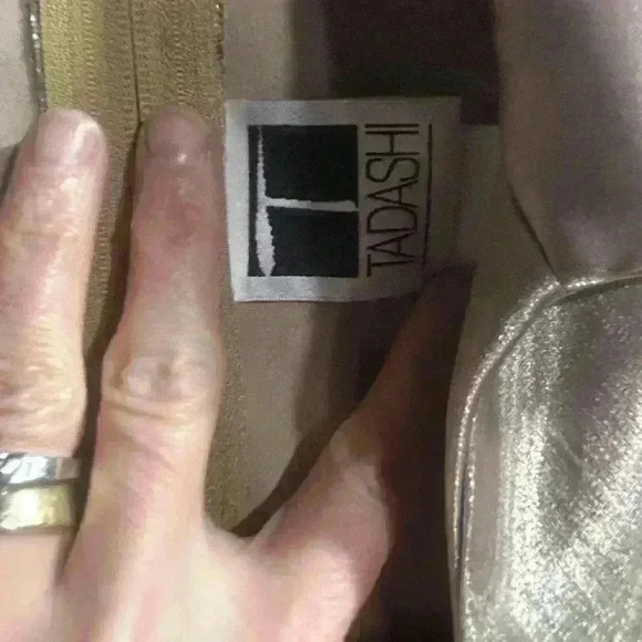 Vintage TADSHI Gold Taffeta Shimmer Blouse size 4 - Picture 5 of 7